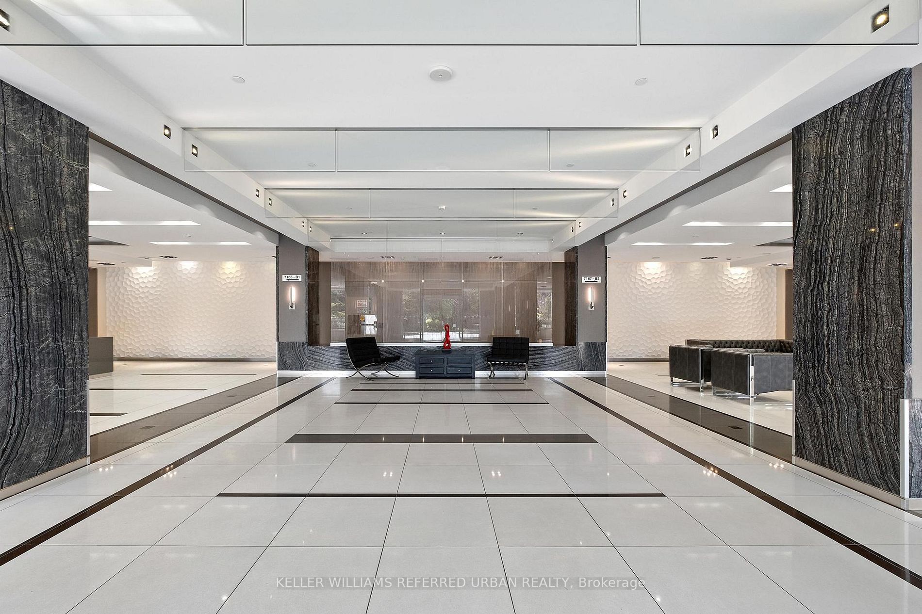 7165 Yonge St, #1407