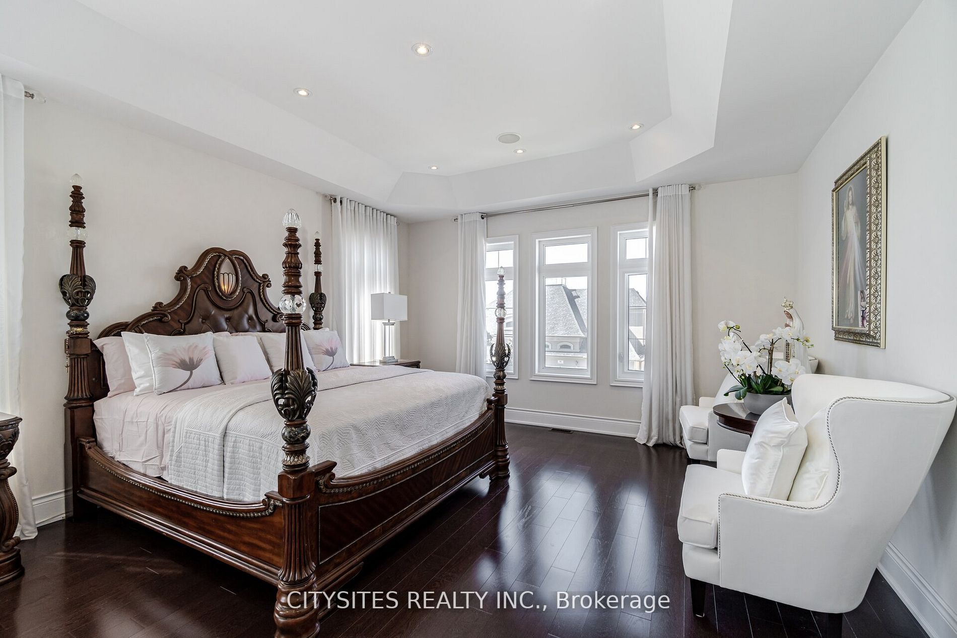 62 Virtue Cres