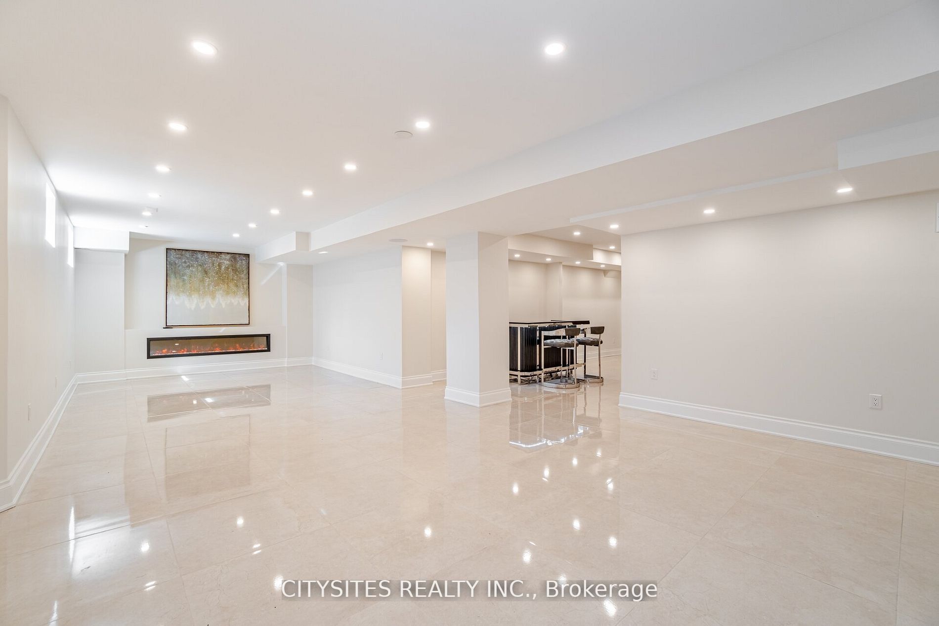 62 Virtue Cres
