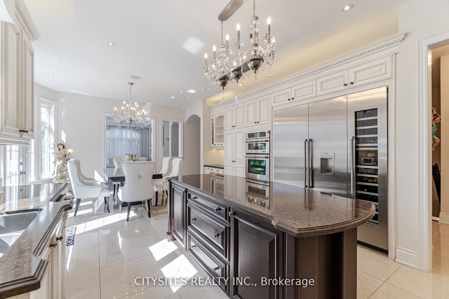 62 Virtue Cres