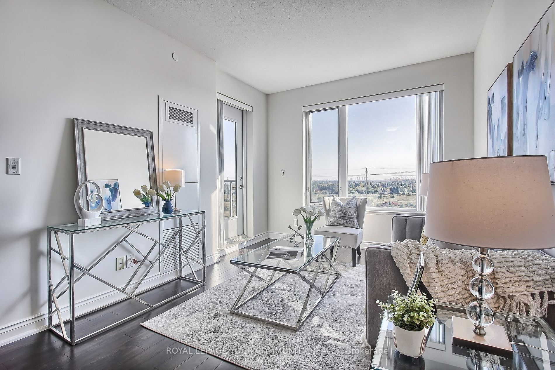 325 South Park Road, #1008