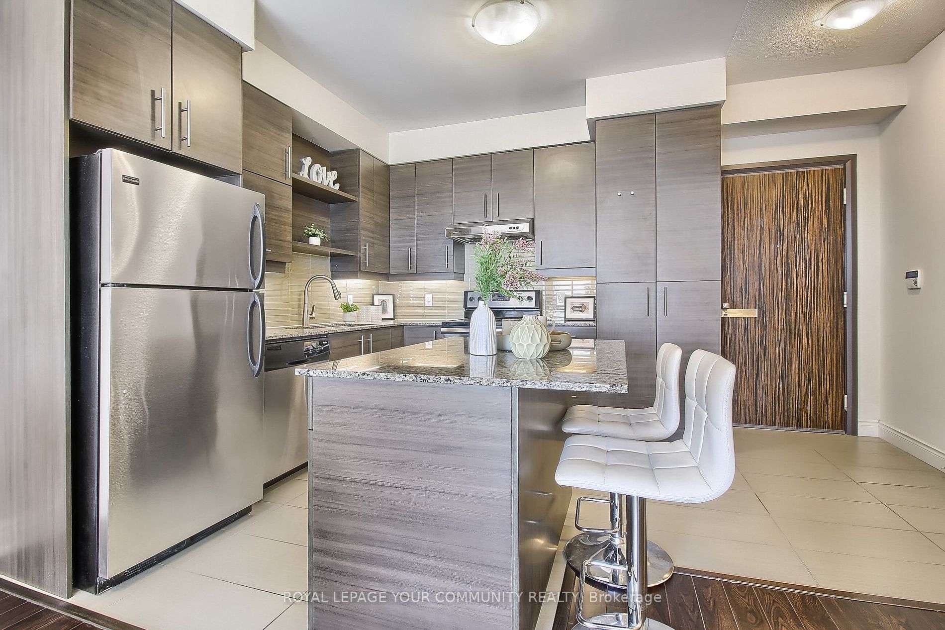 325 South Park Road, #1008