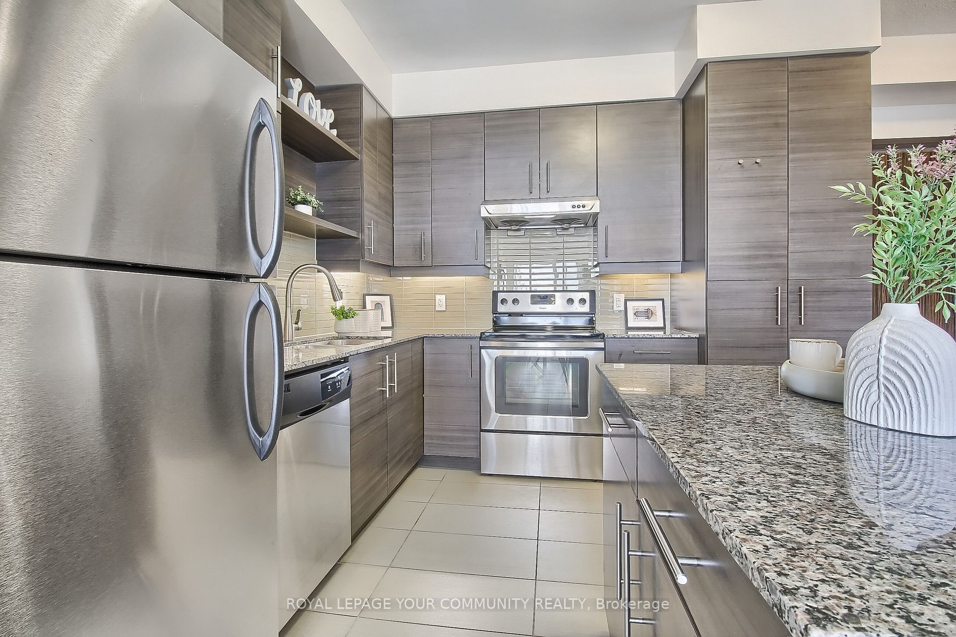 325 South Park Road, #1008