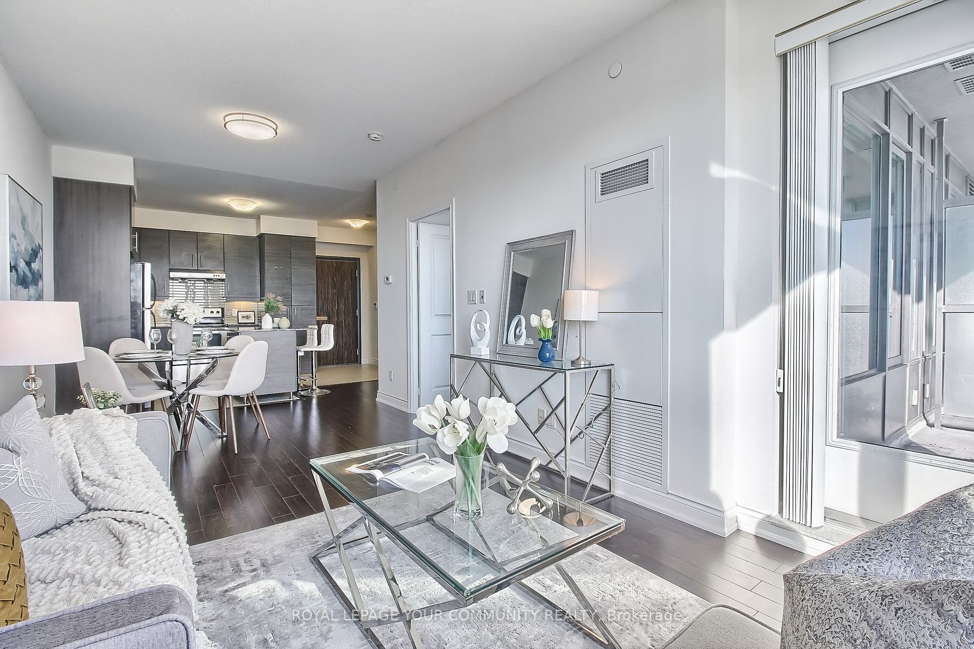 325 South Park Road, #1008