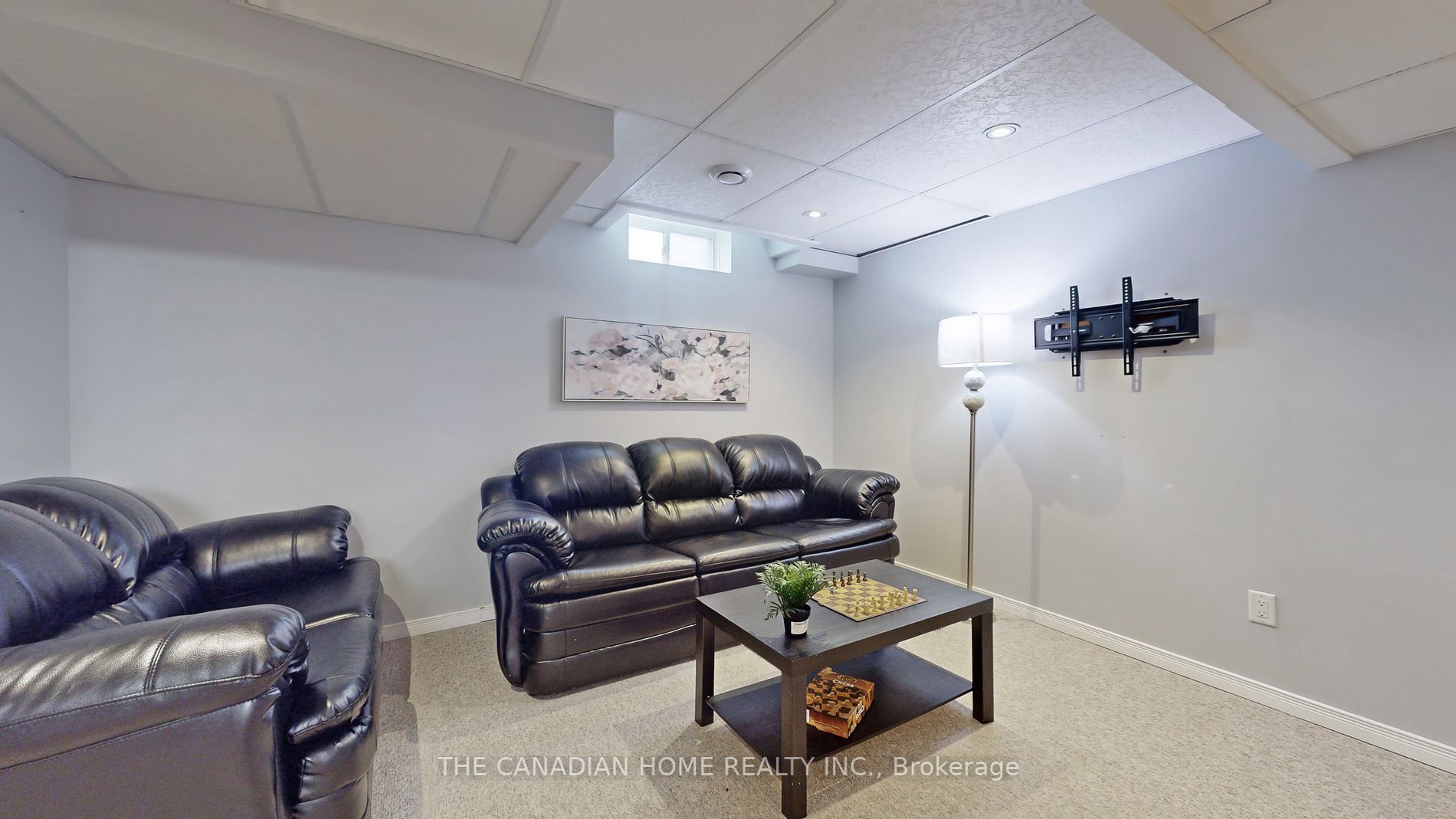 295 Greenwood Dr