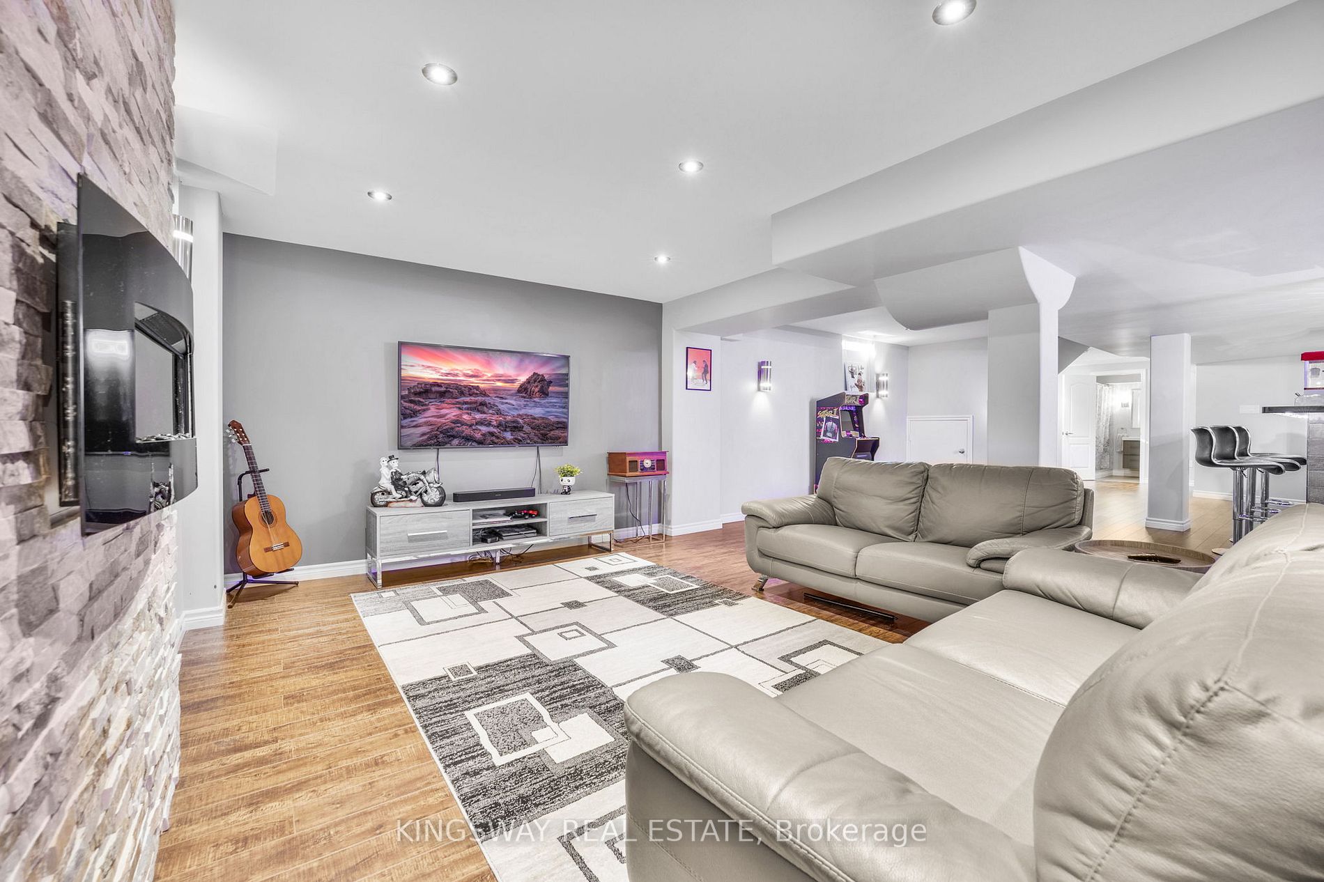 61 Milligan St