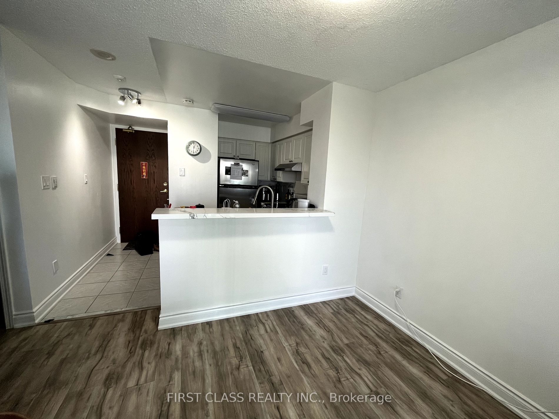 39 Oneida Cres, #1210