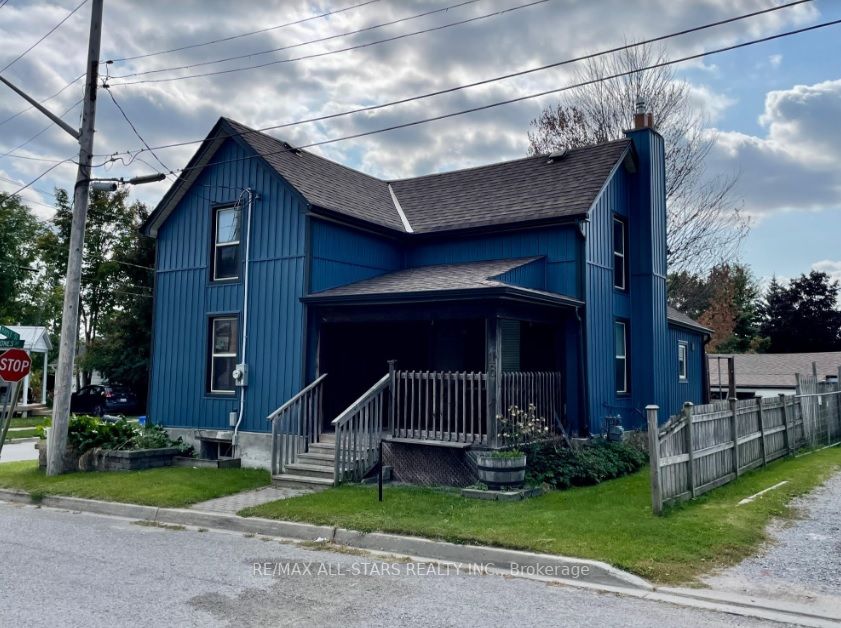 16 Maple Street