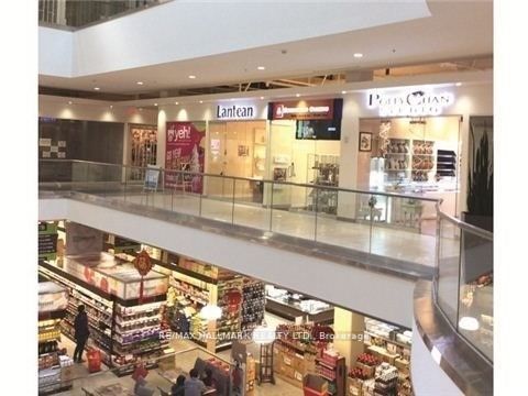 7181 Yonge St, #156