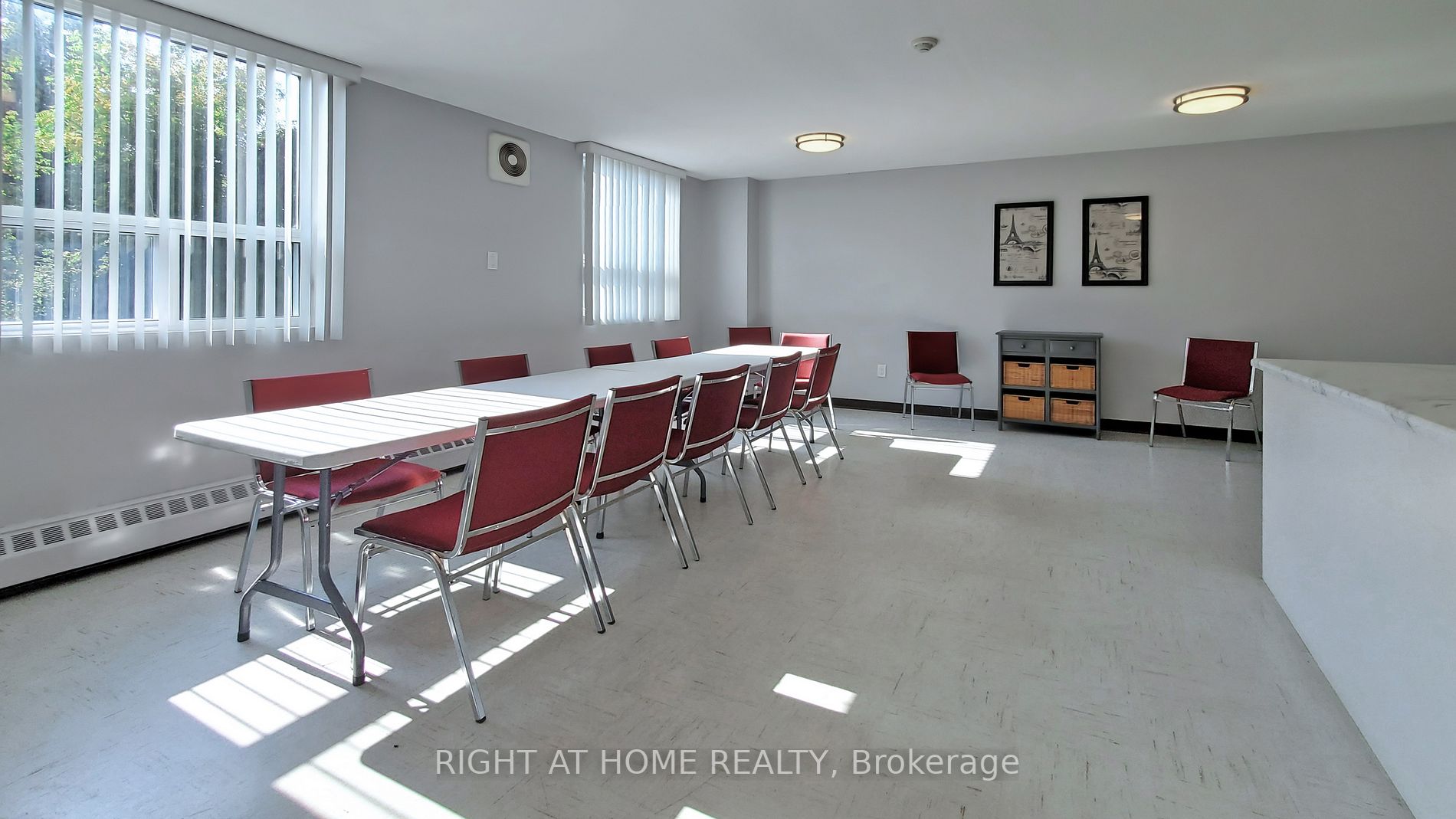 200 Holland Court, #406