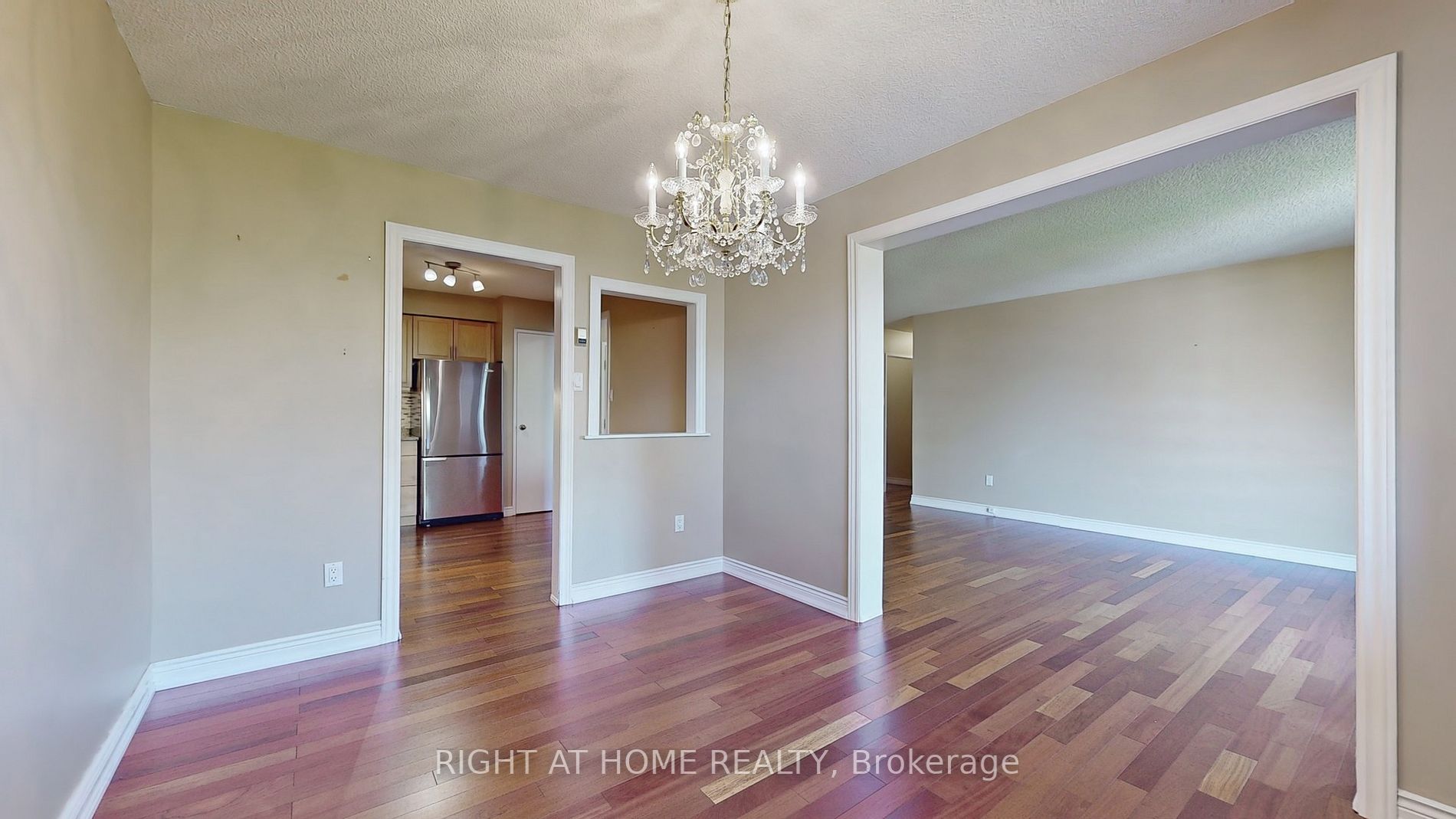 200 Holland Court, #406