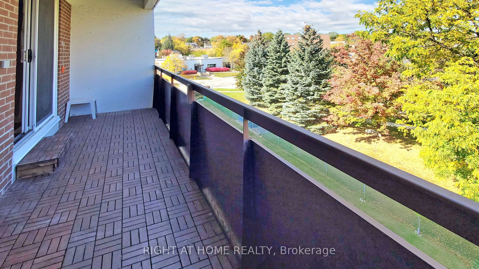 200 Holland Court, #406