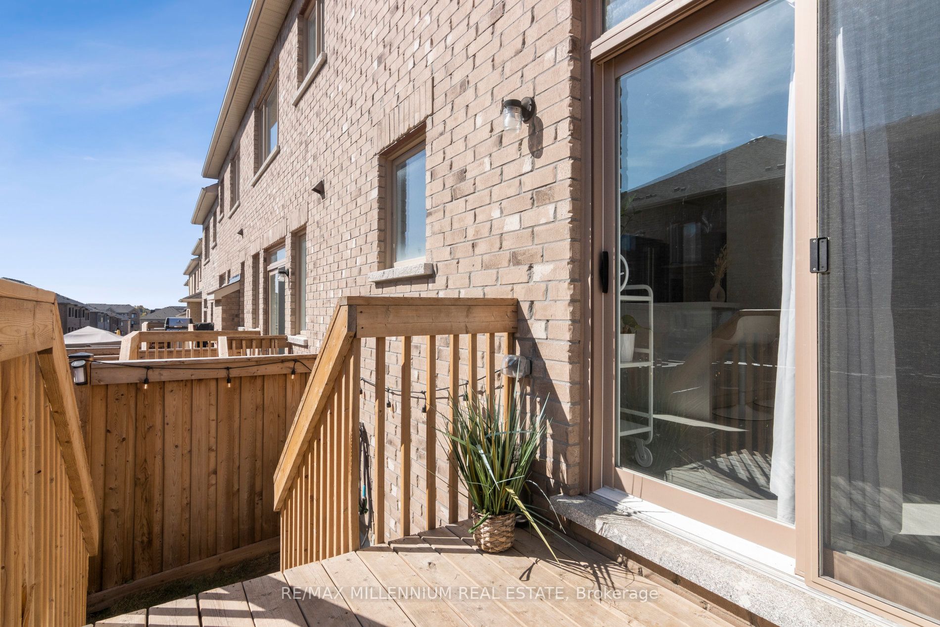 69 Markview Rd