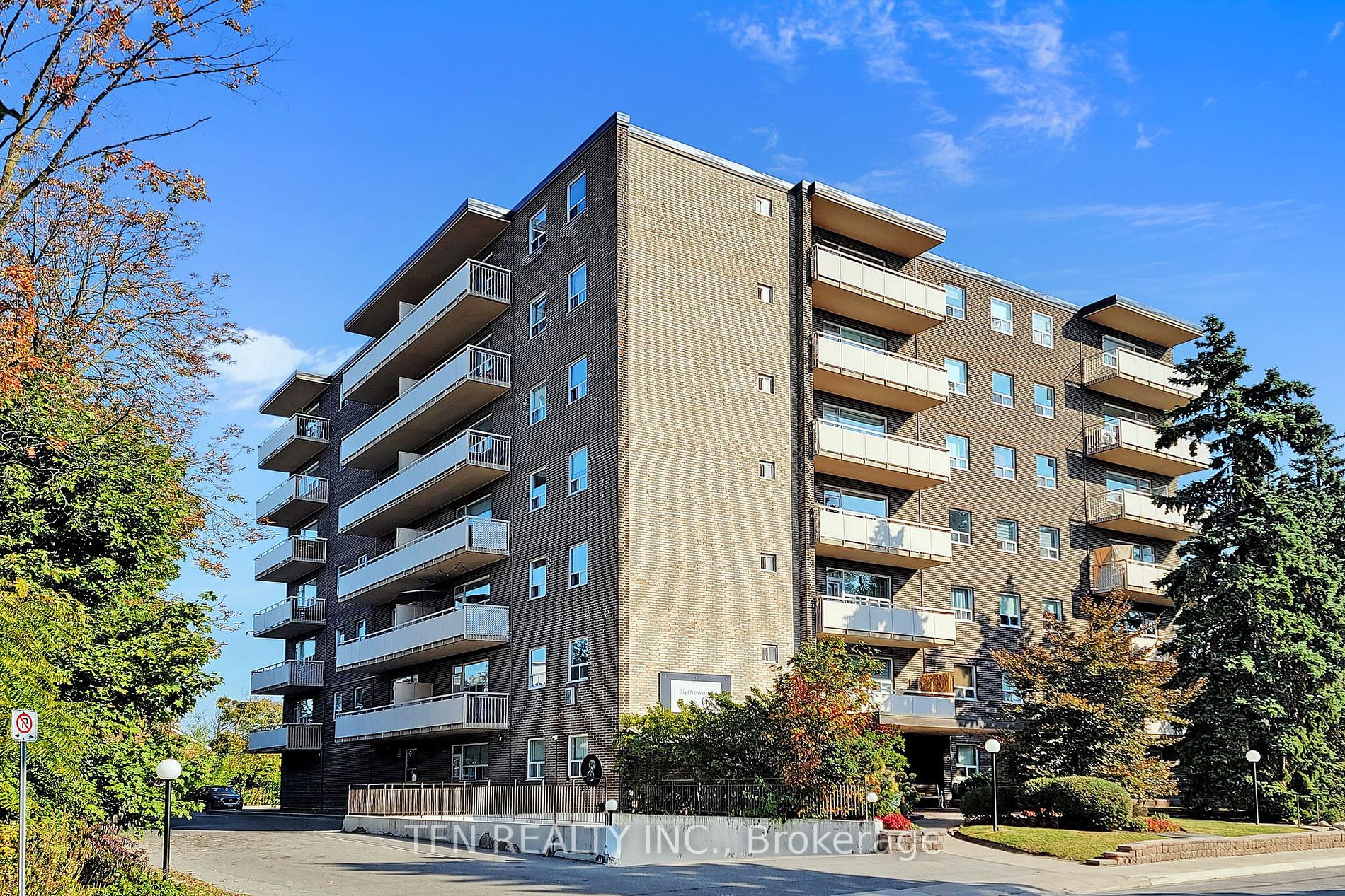67 Richmond Street, #301