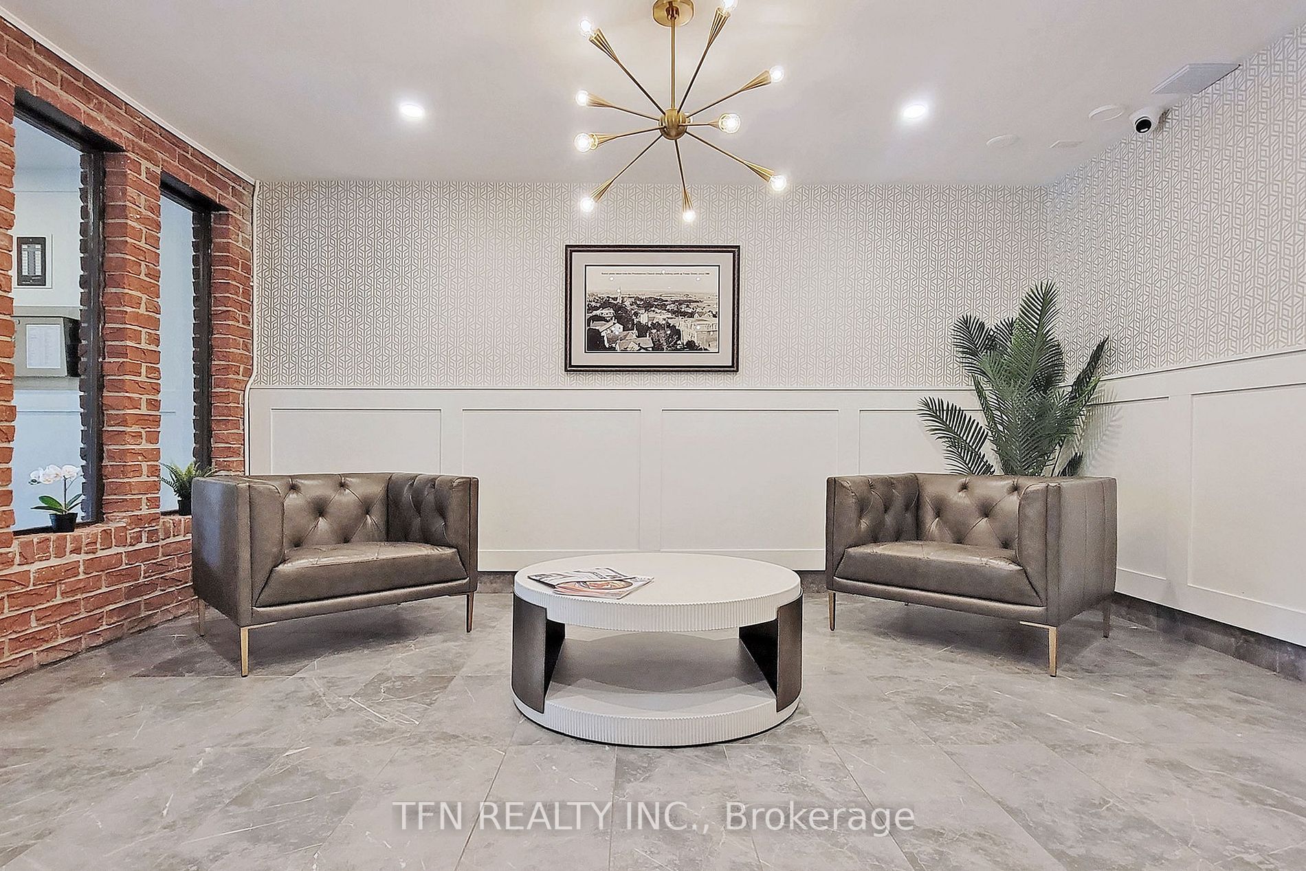 67 Richmond Street, #301