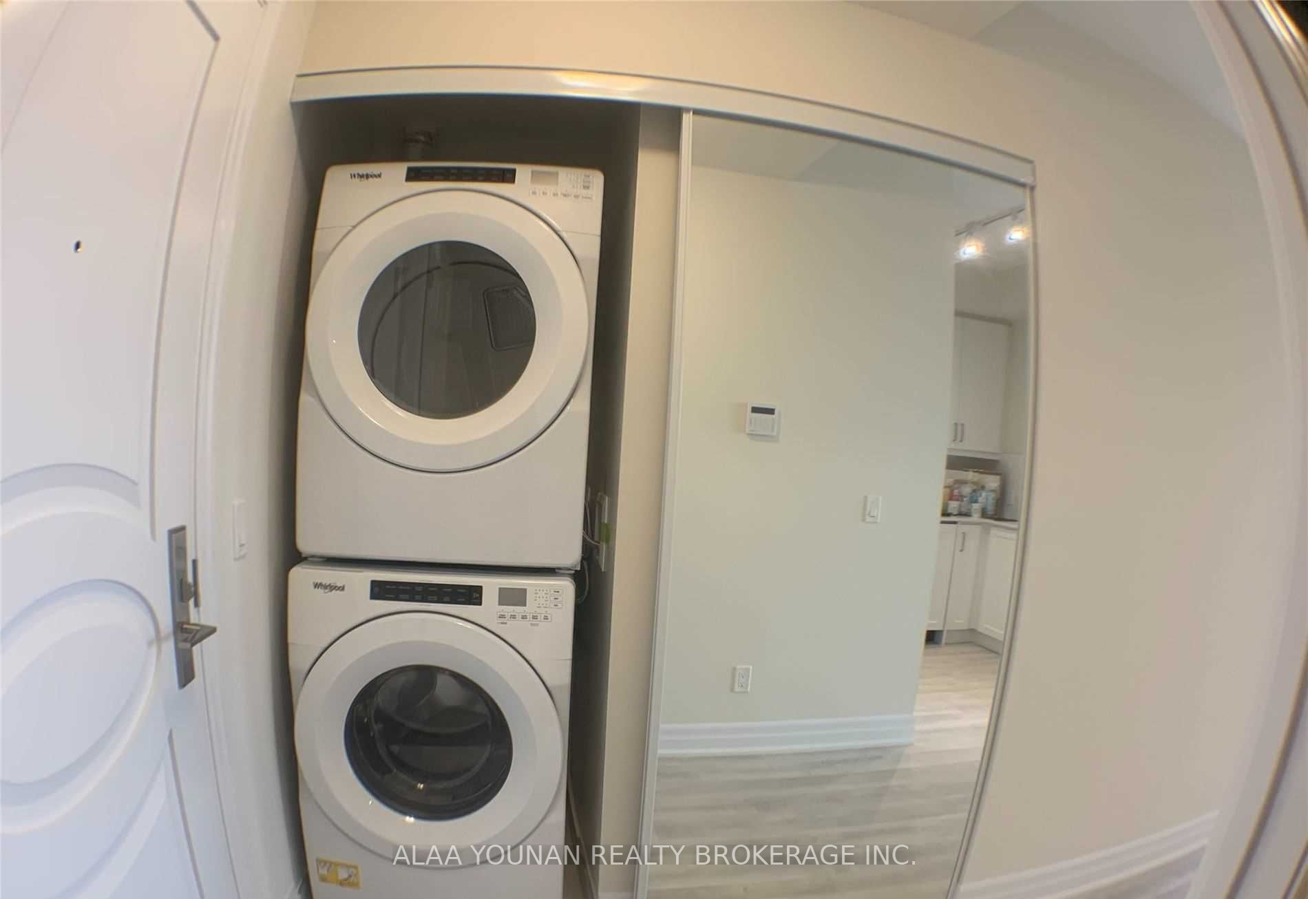 9075 Jane St, #509