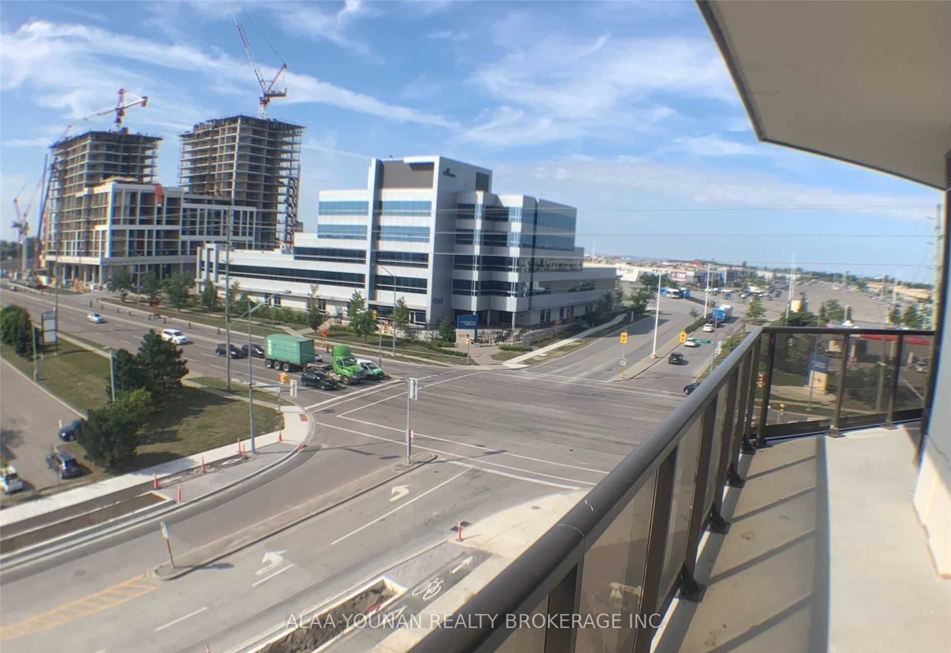 9075 Jane St, #509
