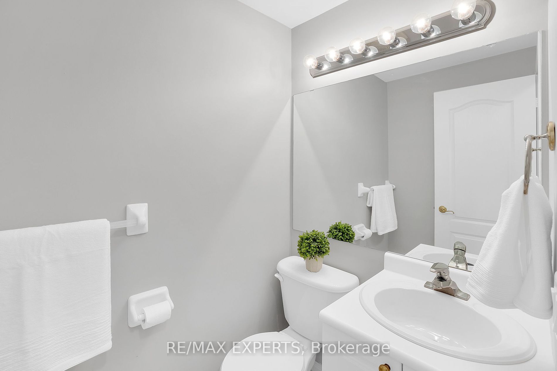 2504 Rutherford Rd, #505
