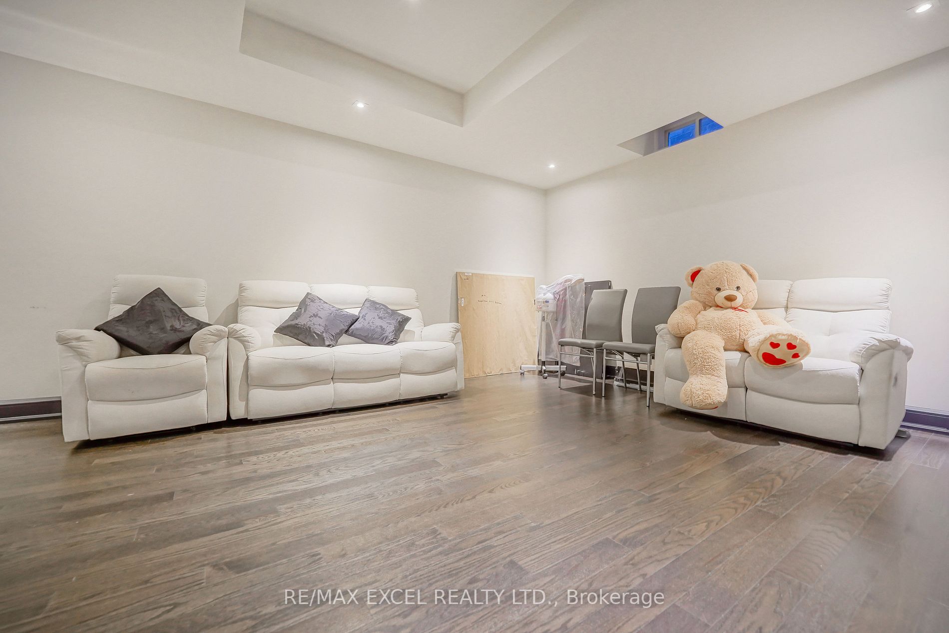 68 Keatley Dr
