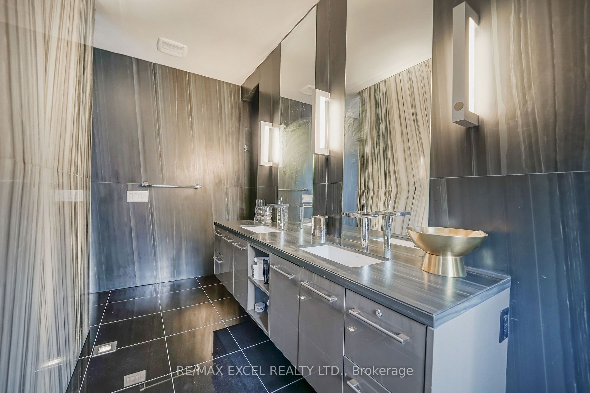 68 Keatley Dr