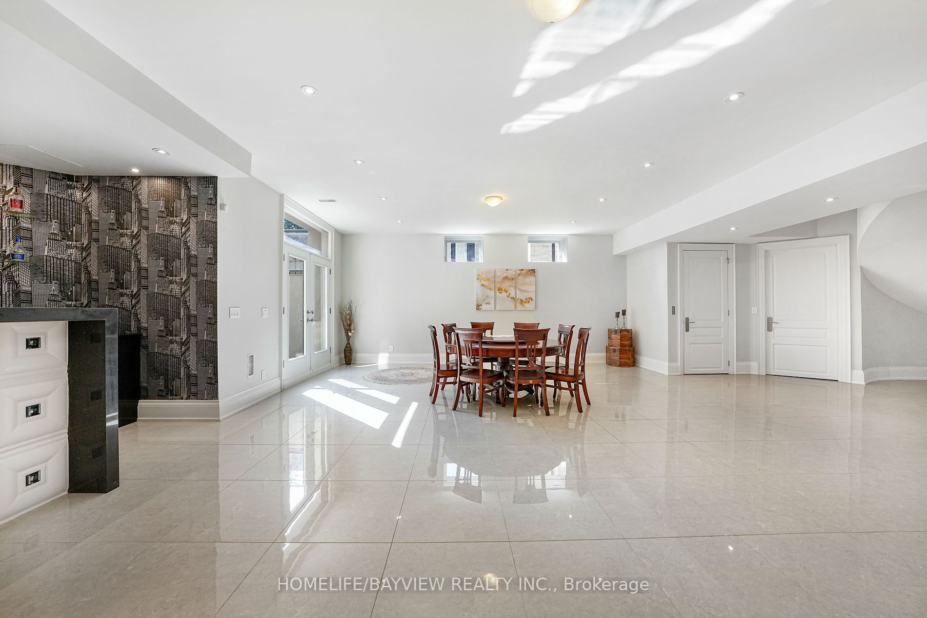 111 Hillview Rd