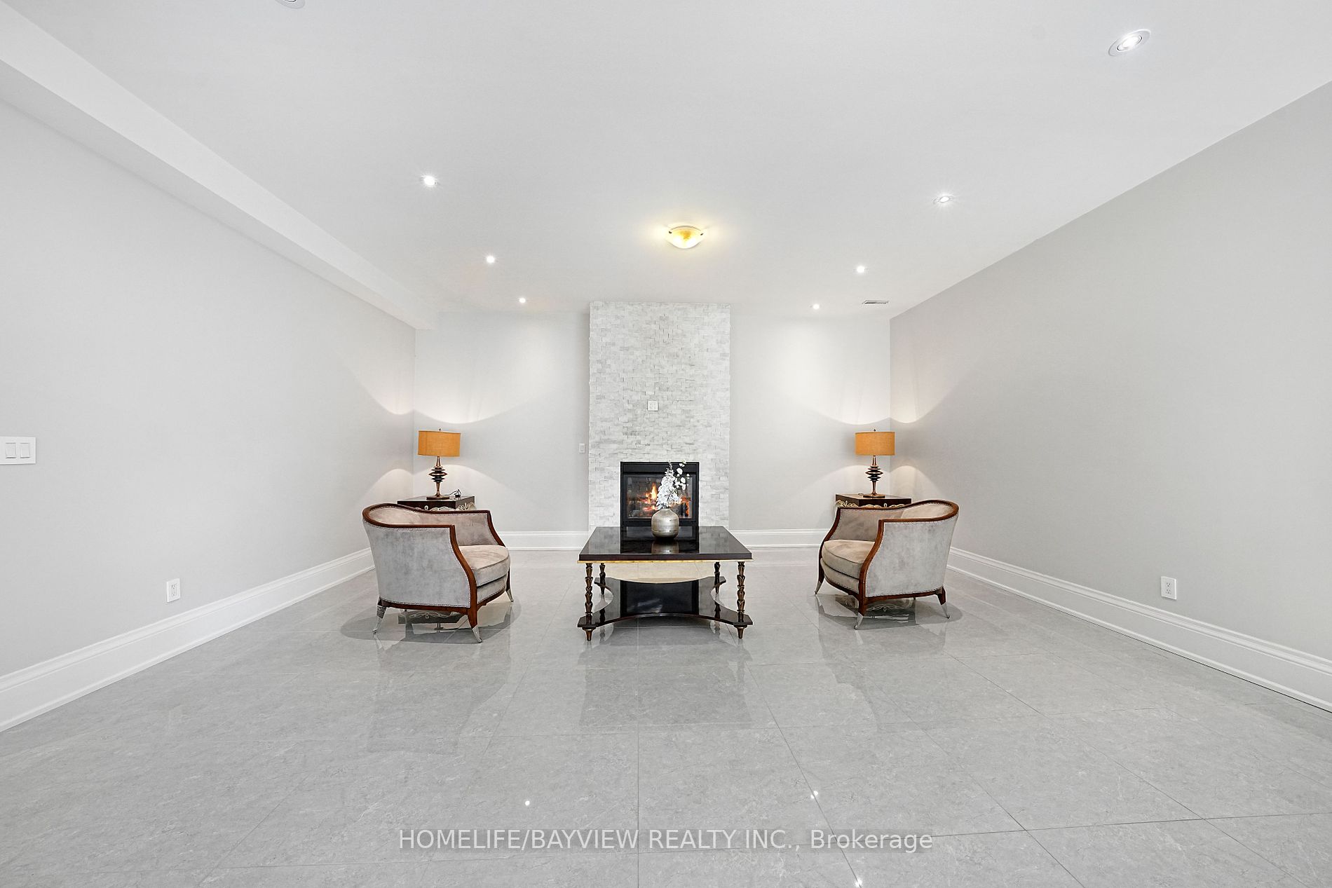 111 Hillview Rd