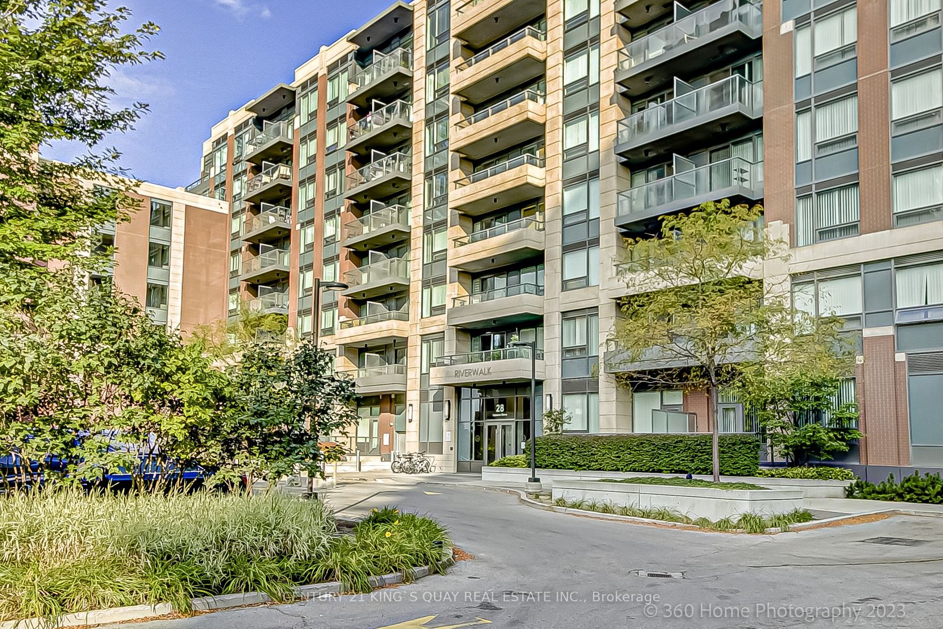 28 Uptown Drive, #715