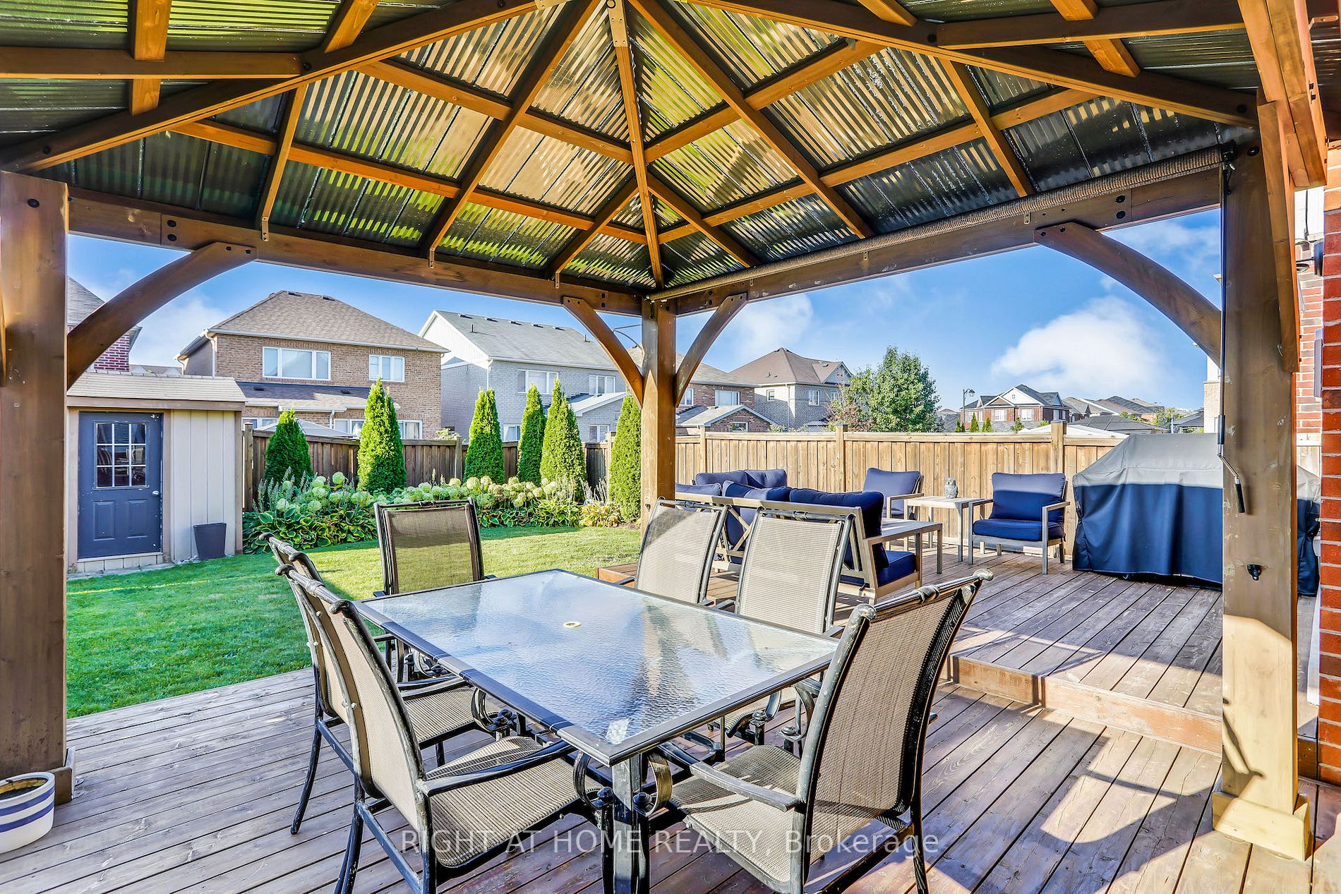19 Amberwing Landing