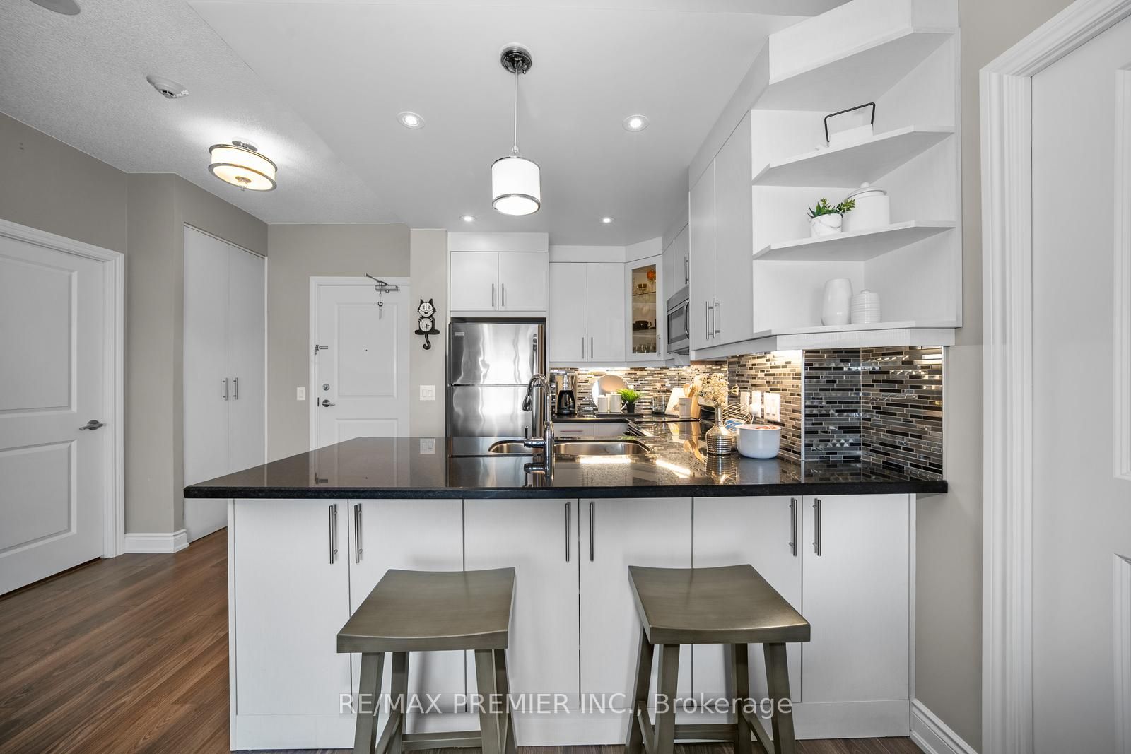 7730 Kipling Ave, #606