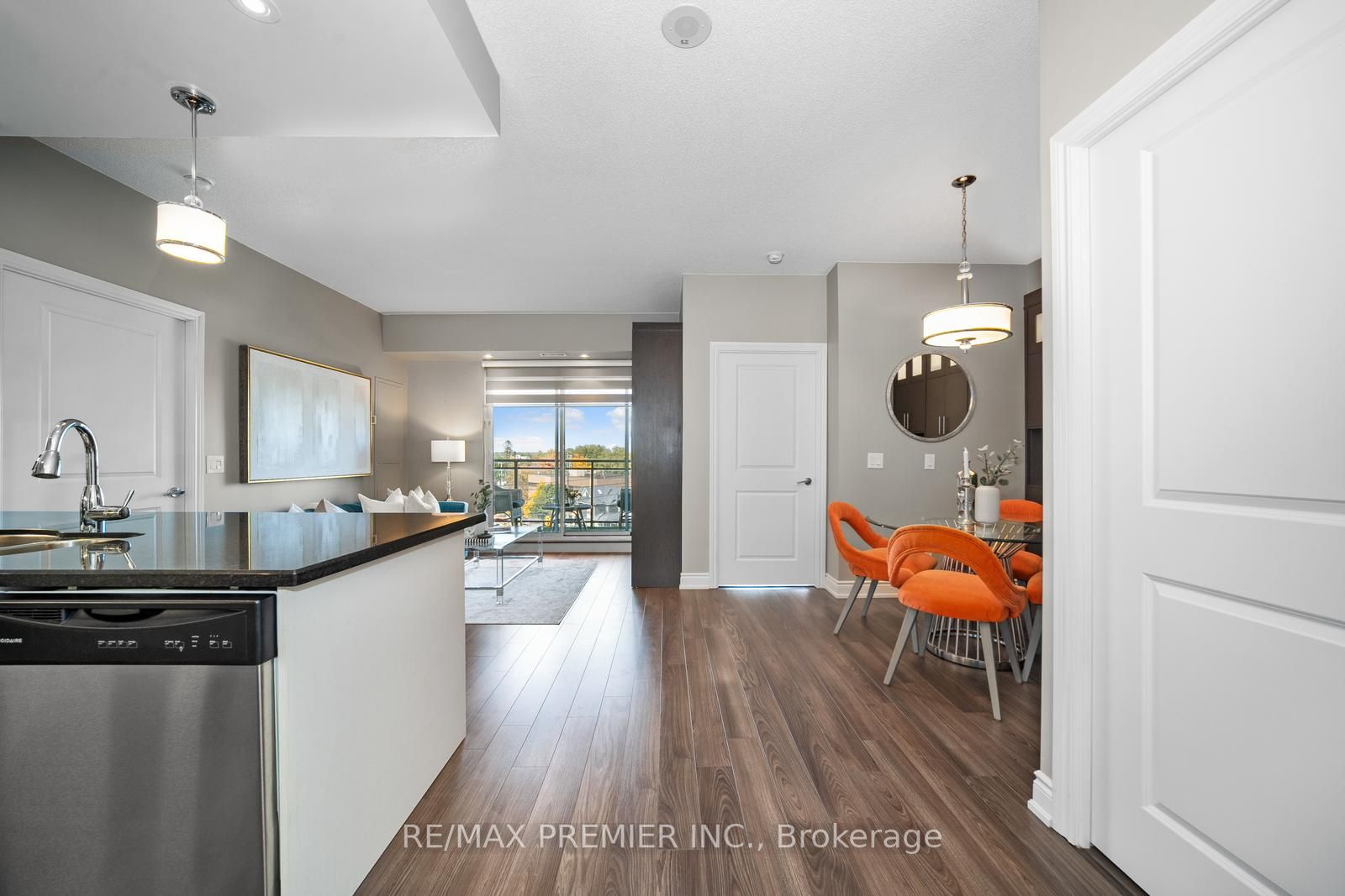 7730 Kipling Ave, #606