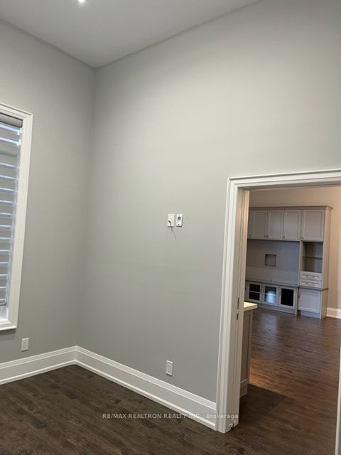 7 Bond Cres, #115