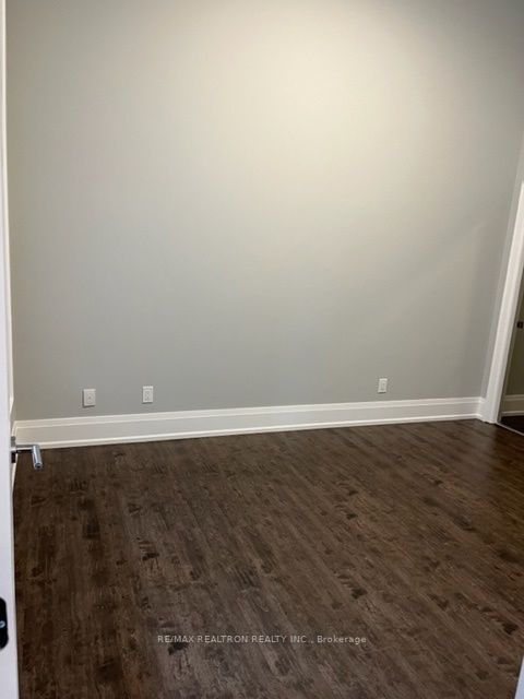 7 Bond Cres, #115