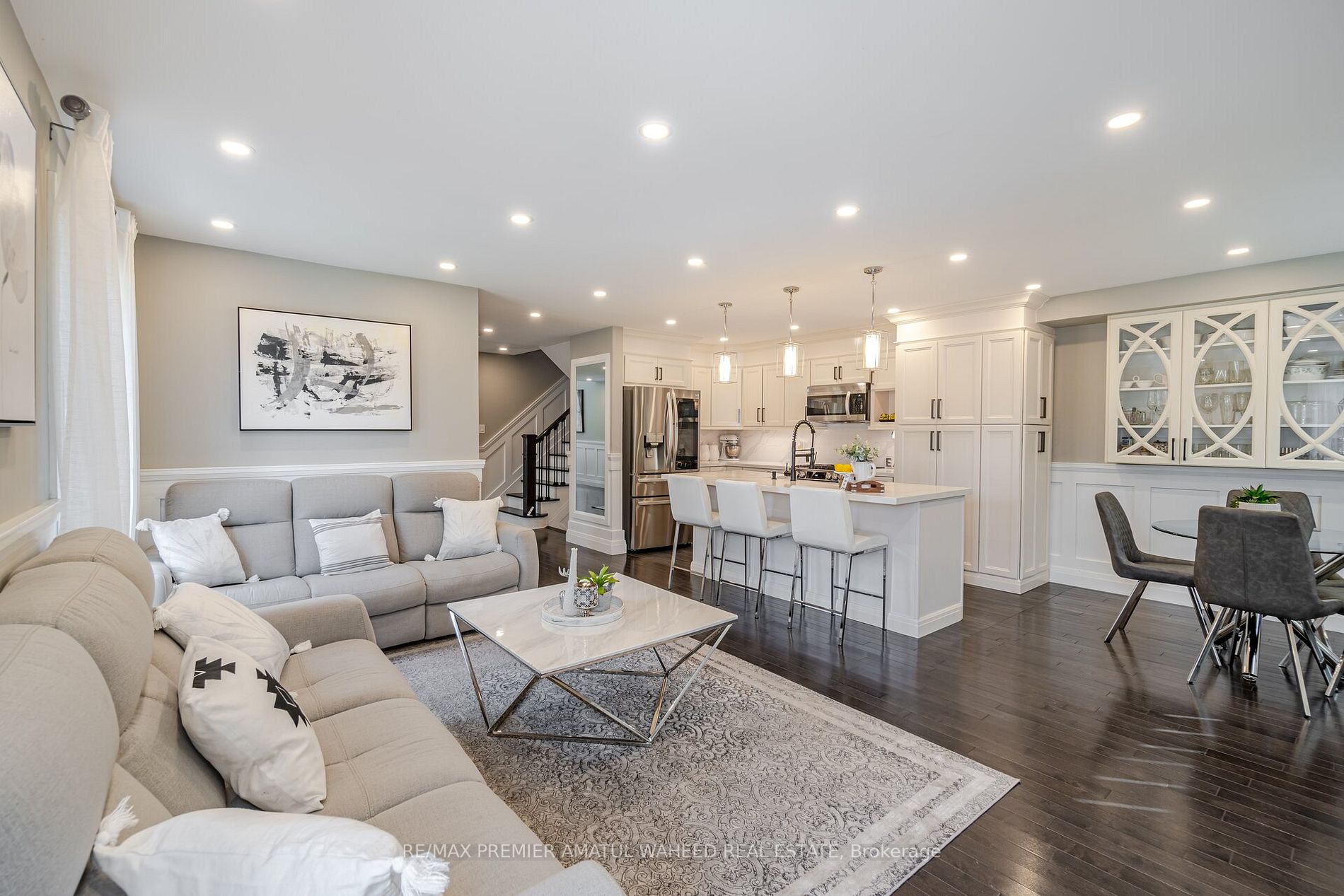 2 Wedgewood Place