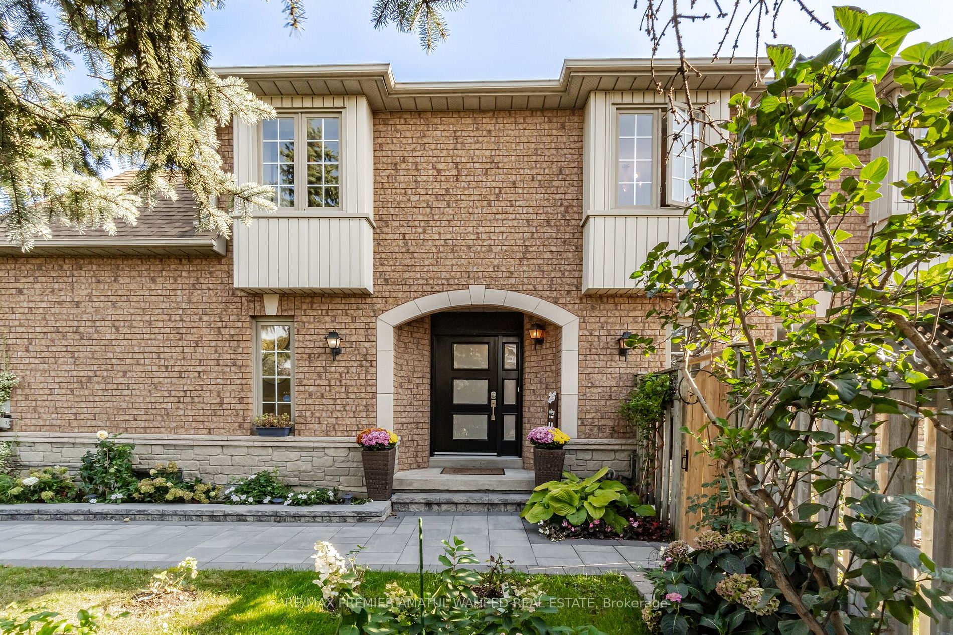 2 Wedgewood Place