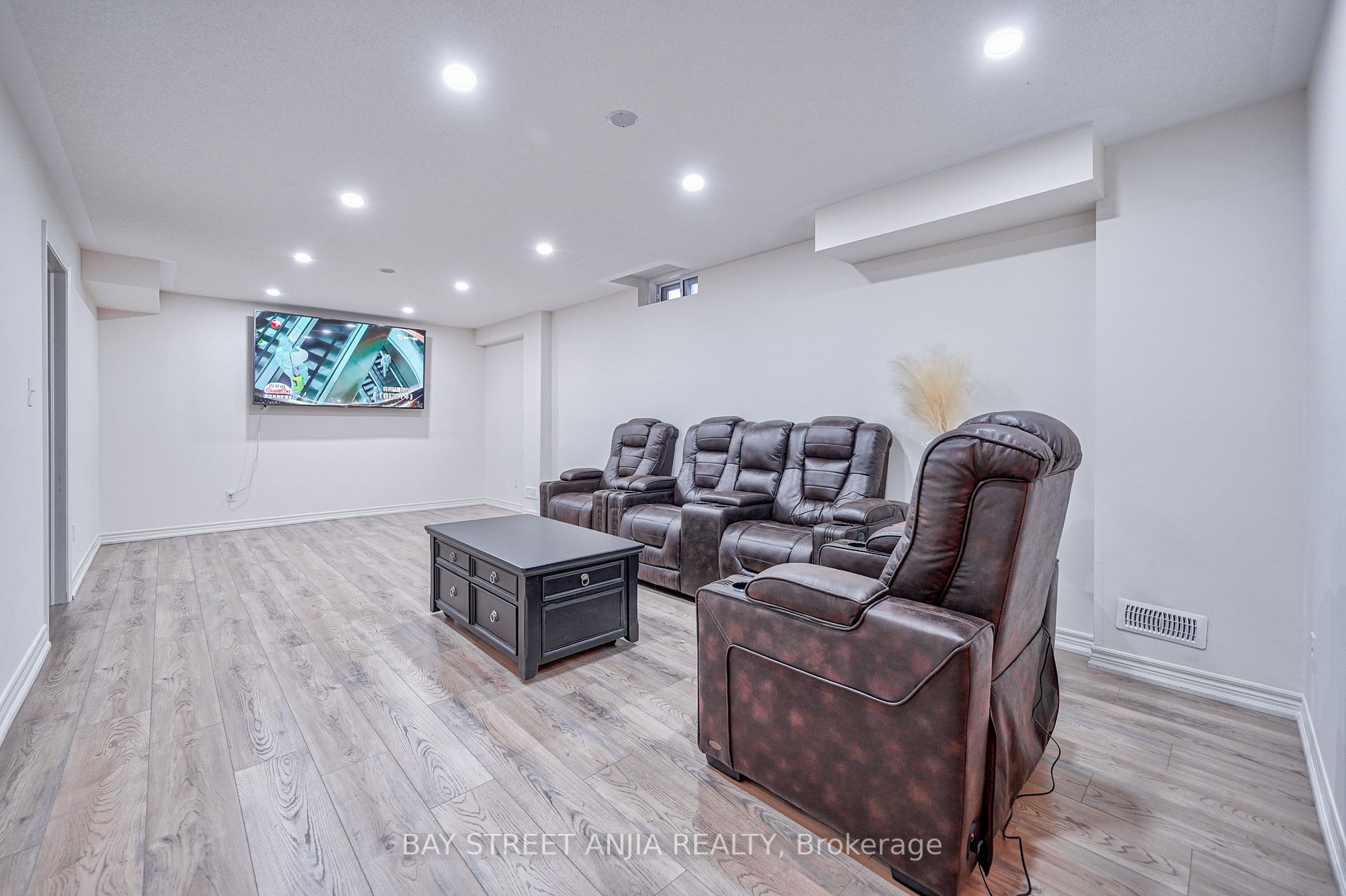276 Greenwood Rd