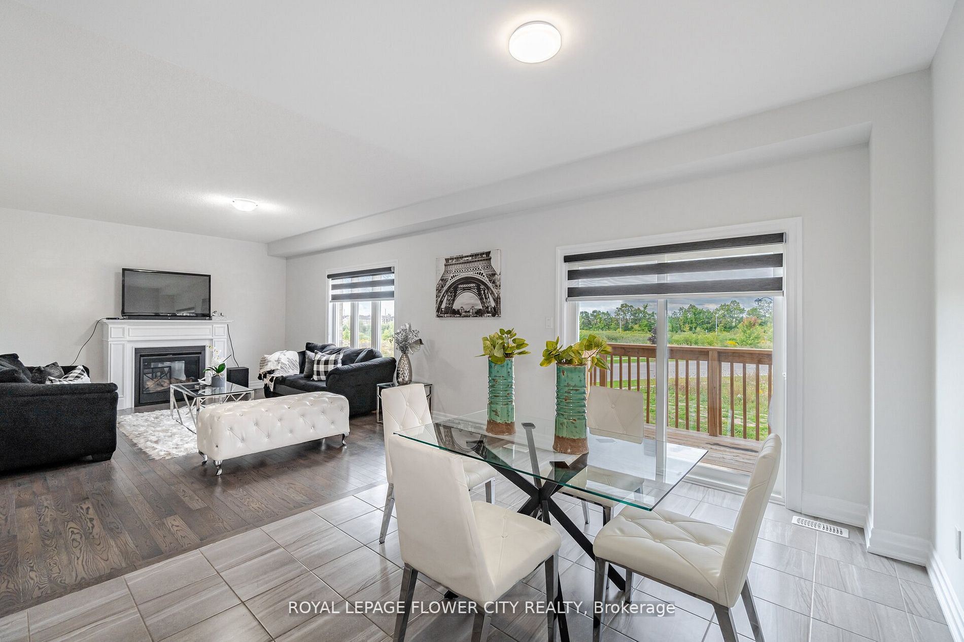 323 Chelsea Cres
