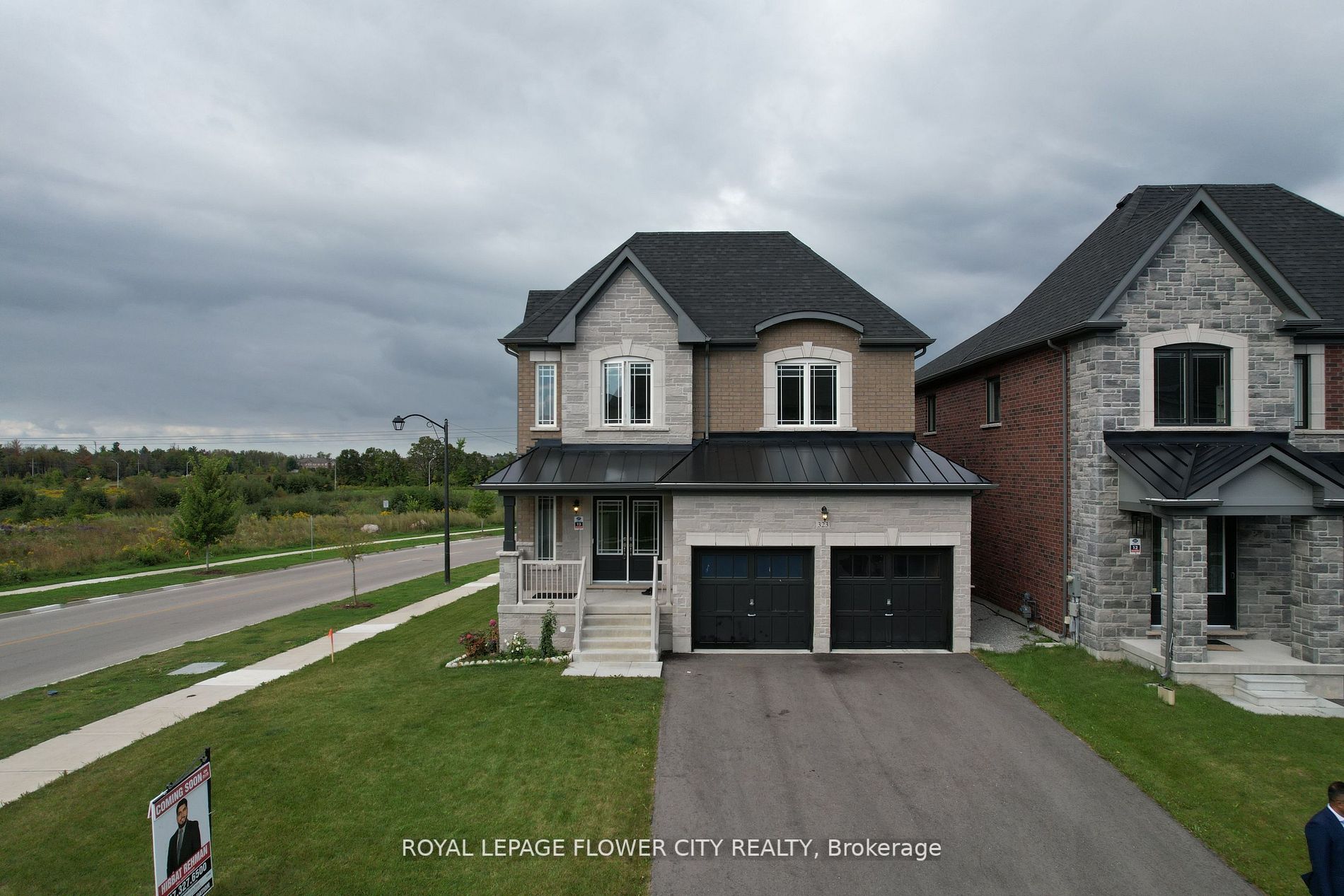 323 Chelsea Cres