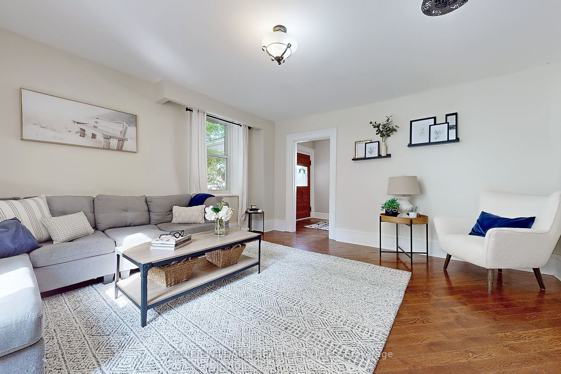 67 Main St S