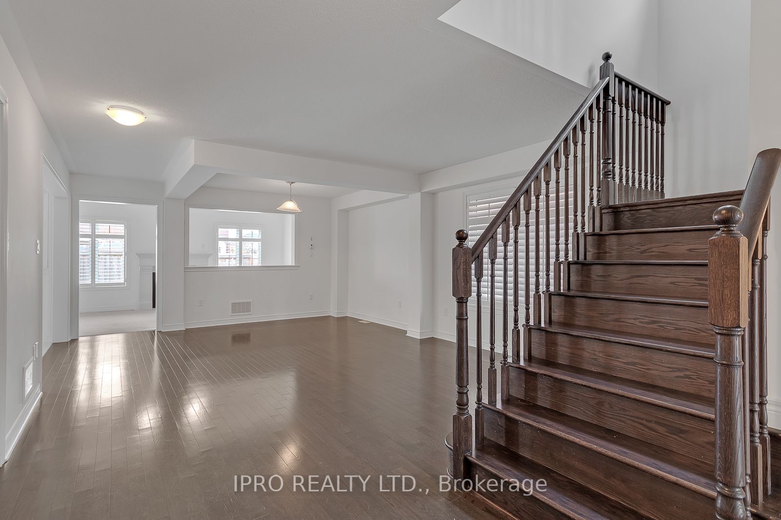 272 Summerlyn Tr
