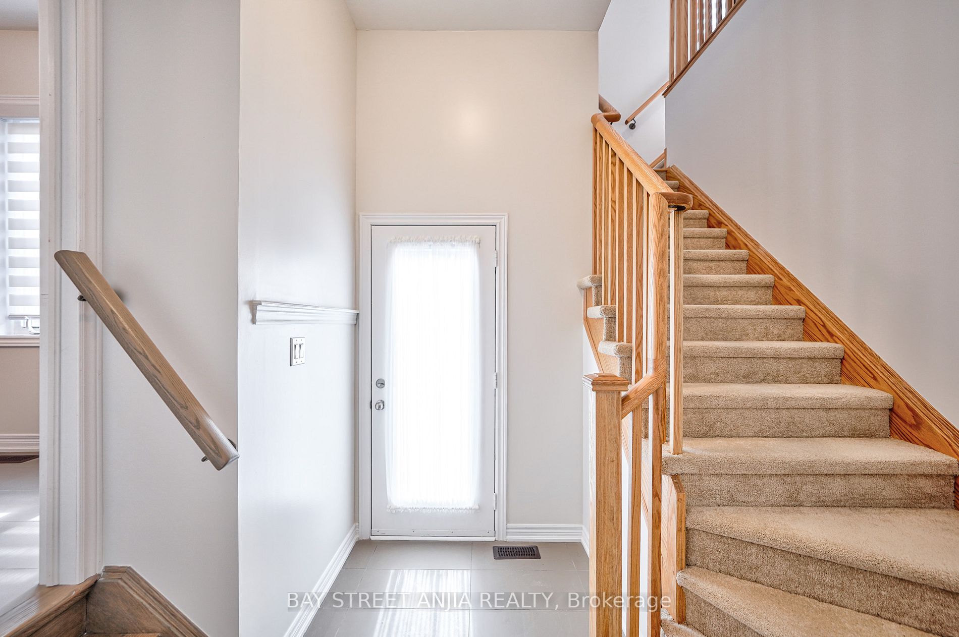 18 Waterleaf Rd