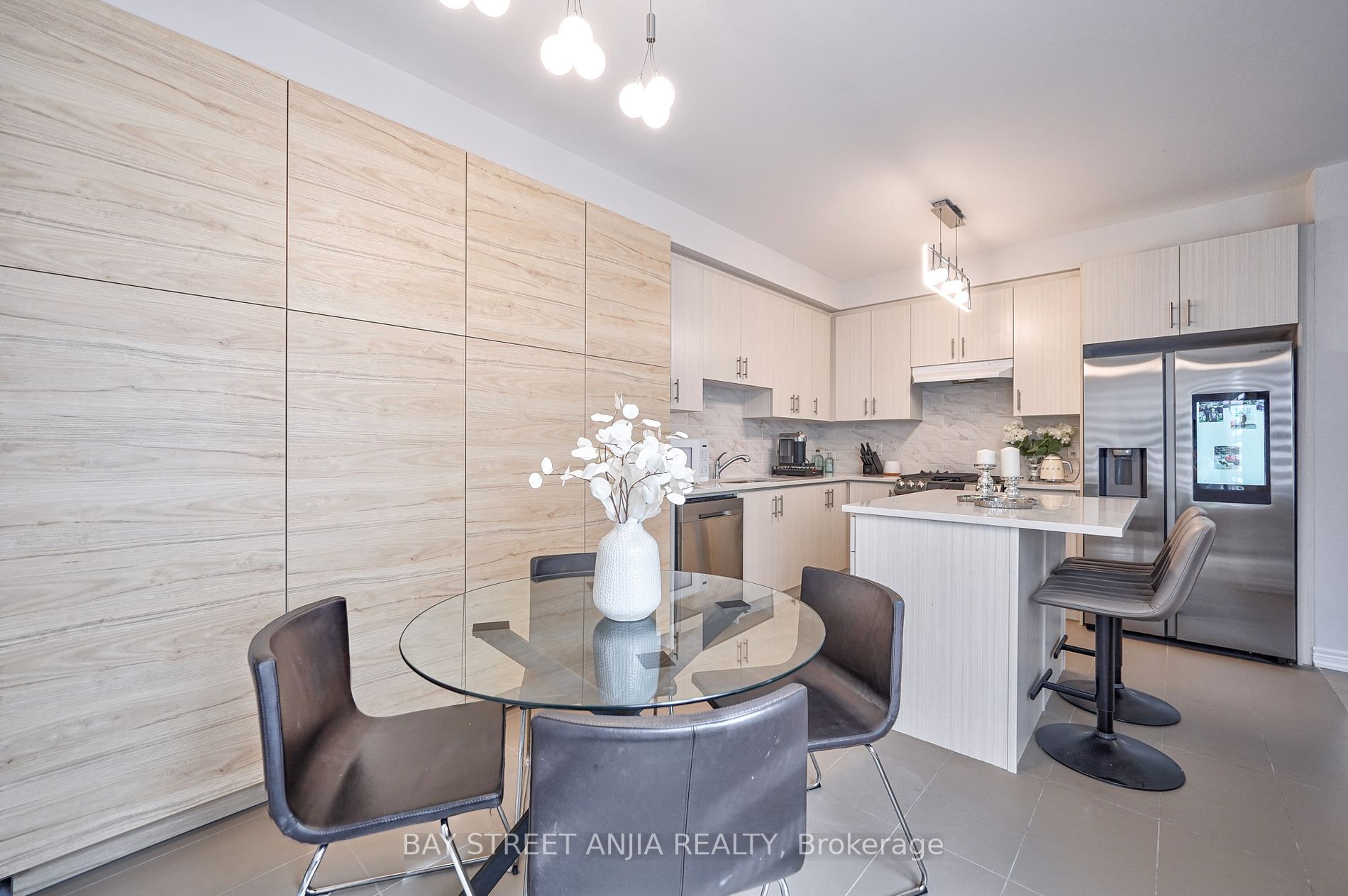 18 Waterleaf Rd