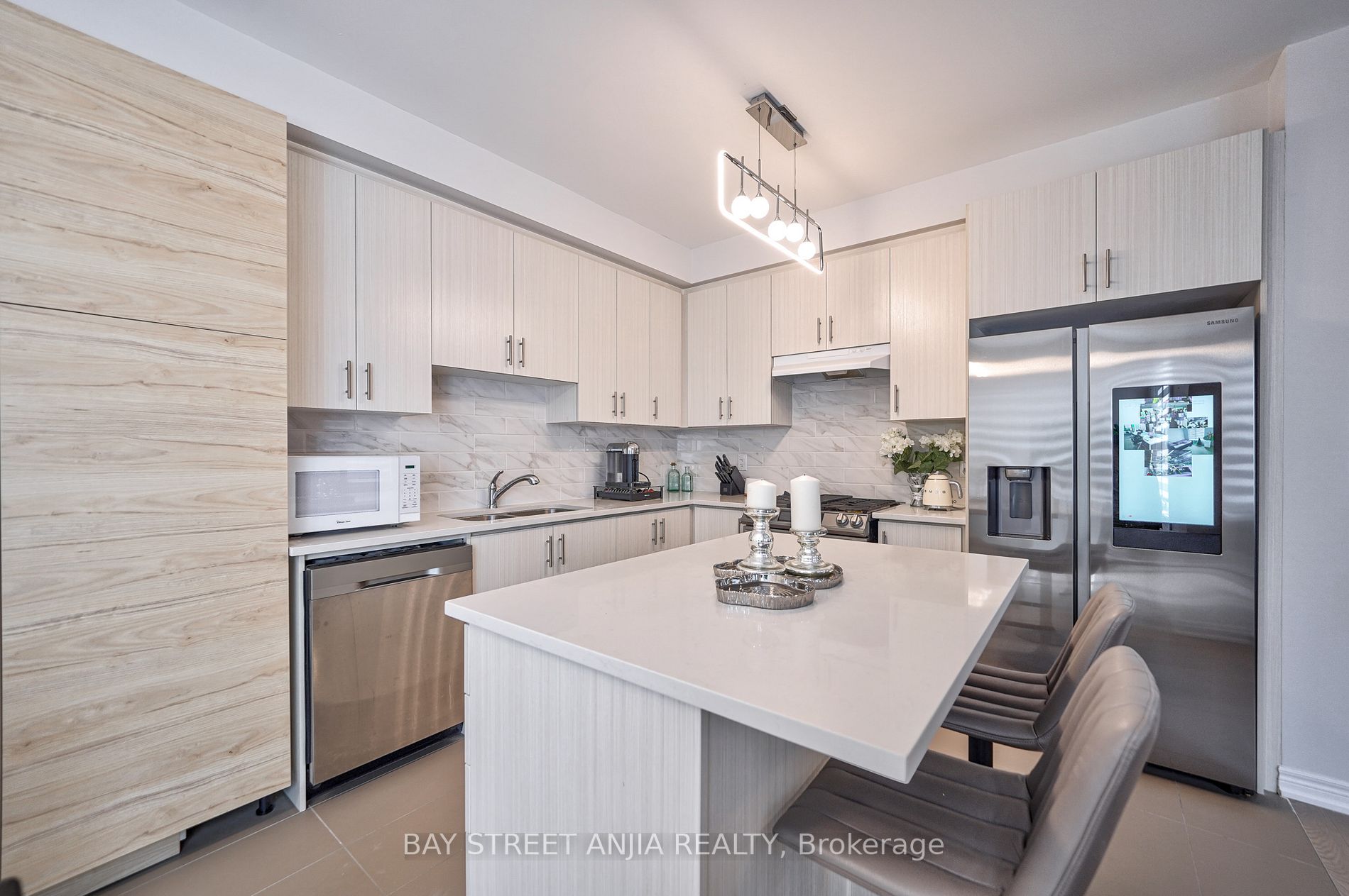 18 Waterleaf Rd