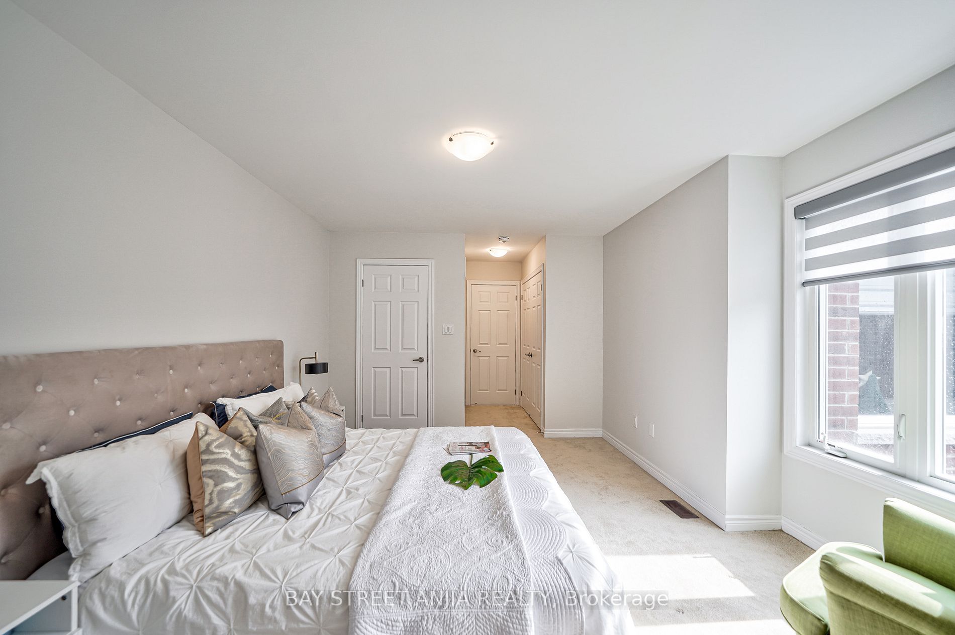 18 Waterleaf Rd
