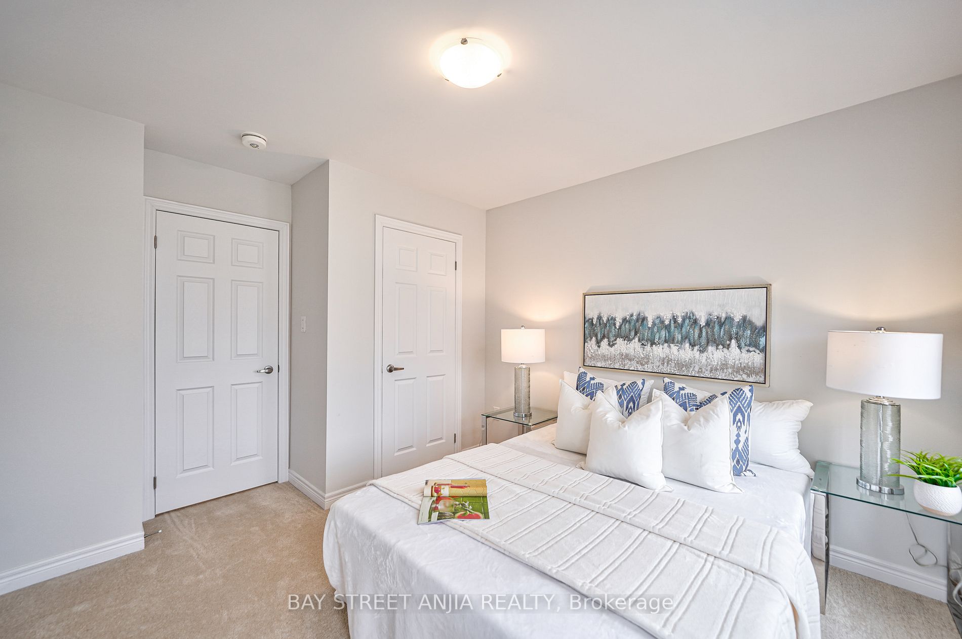 18 Waterleaf Rd
