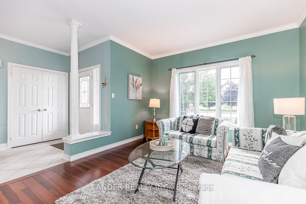 227 Sharon Creek Dr