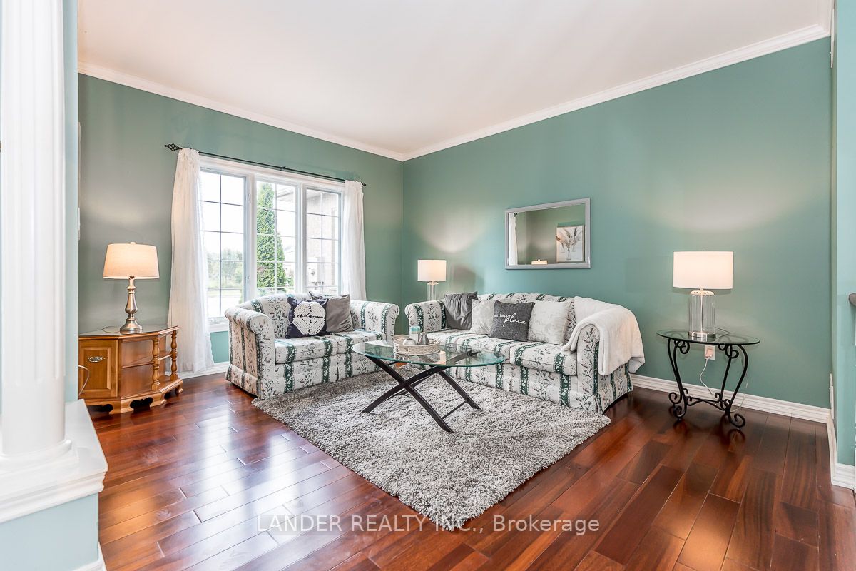 227 Sharon Creek Dr