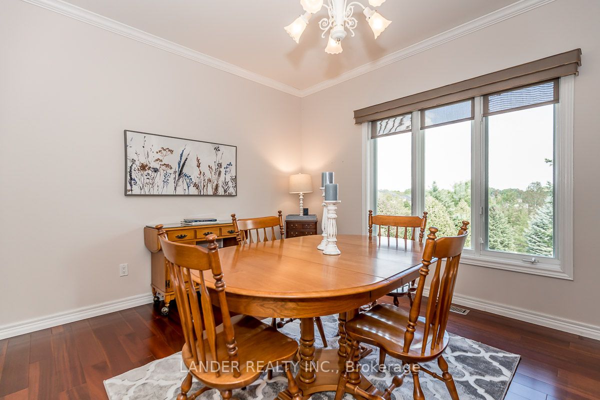 227 Sharon Creek Dr