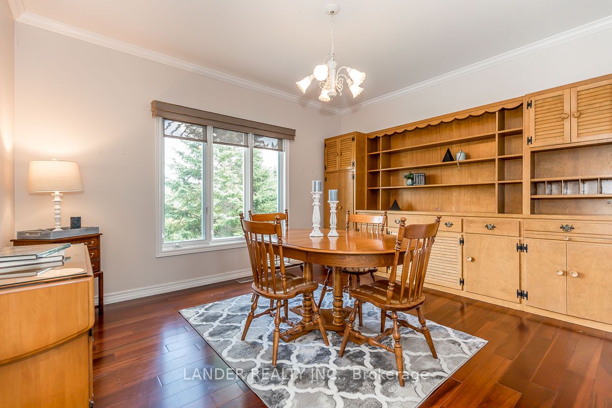 227 Sharon Creek Dr