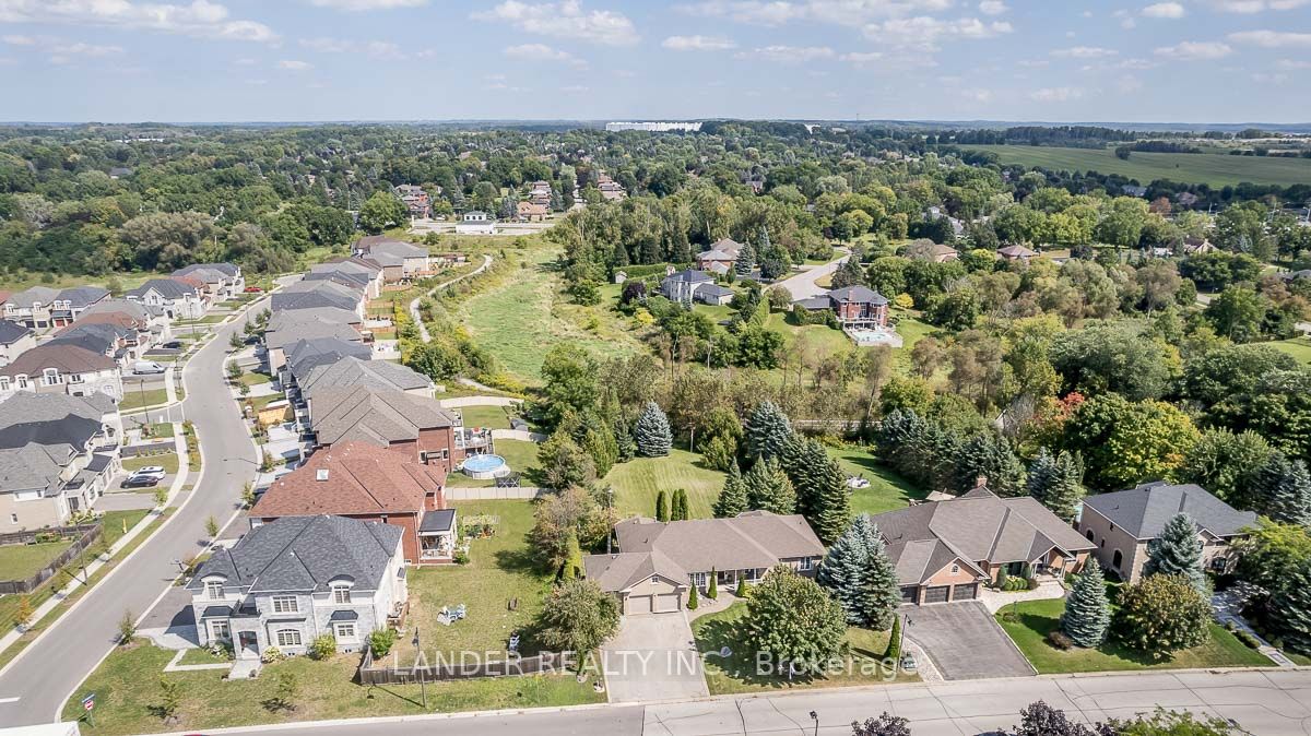 227 Sharon Creek Dr