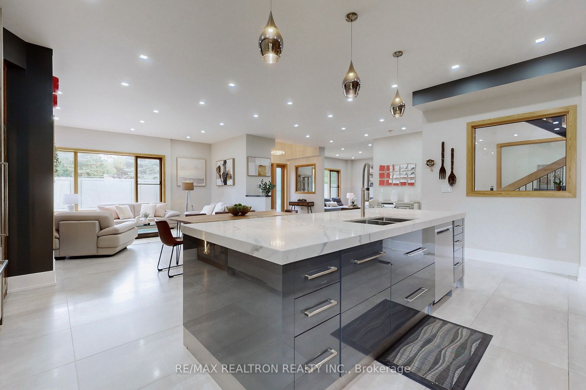 74 Leisure Lane